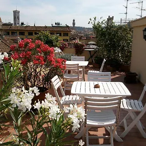 Hotel Bijou Roof Terrace, Florence